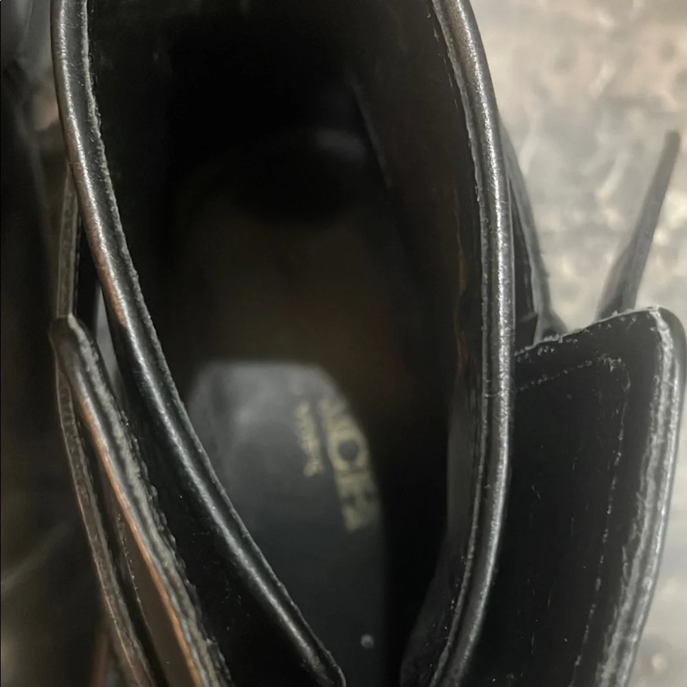 Black Leather Men's Boots - Picture 2 of 3